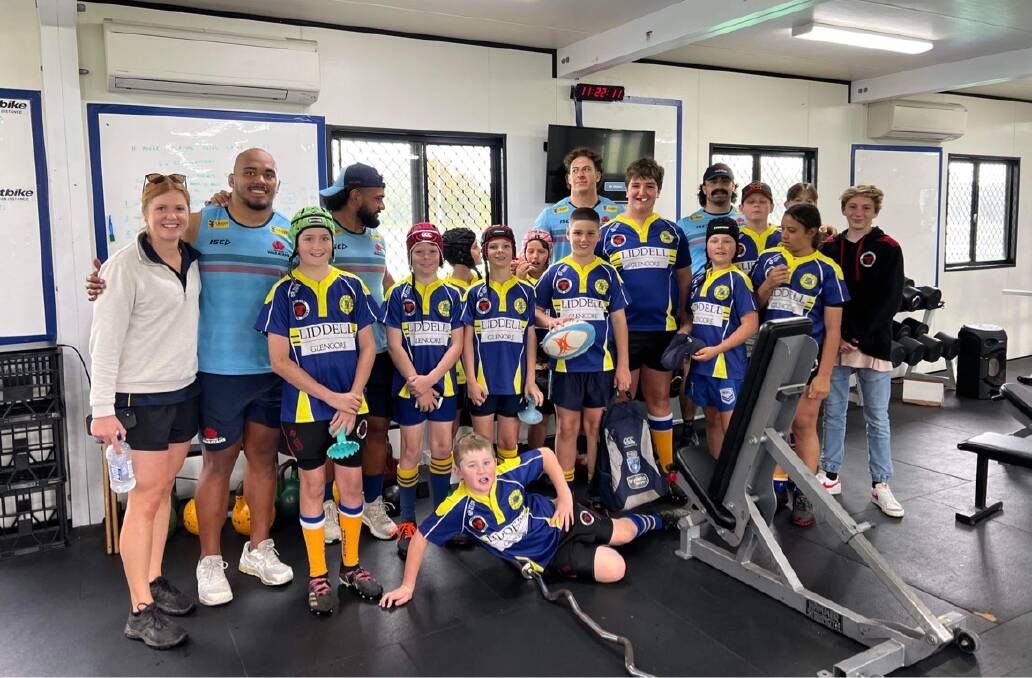 The students got to meet members of the NSW Waratahs rugby team during their trip to Sydney. Picture supplied.